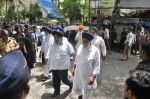at Dara Singh funeral in Mumbai on 12th July 2012 (81).JPG